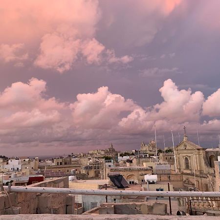 House Of Character In Historical Rabat Apartment Exterior photo