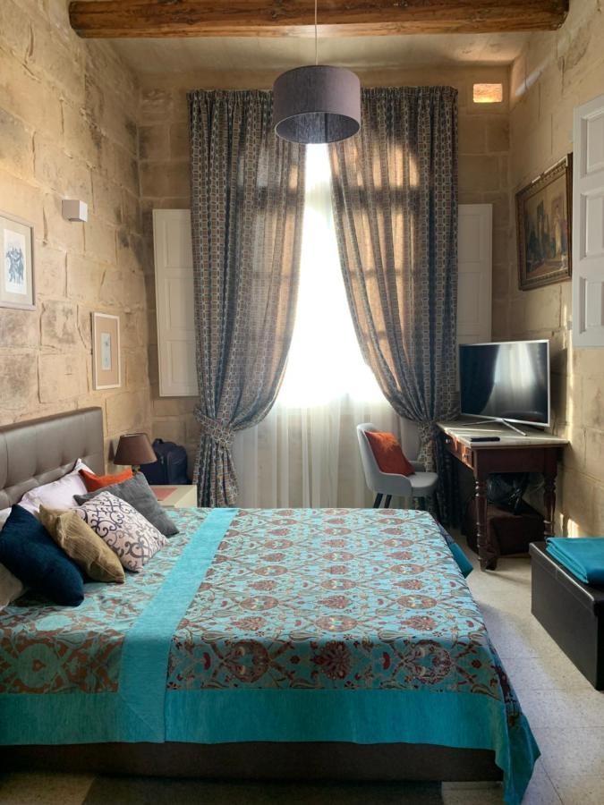 House Of Character In Historical Rabat Apartment Exterior photo